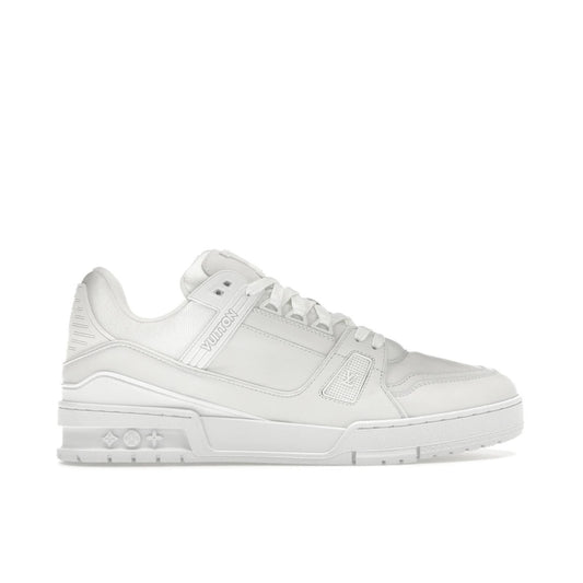 LOUIS VUITTON LV TRAINER WHITE