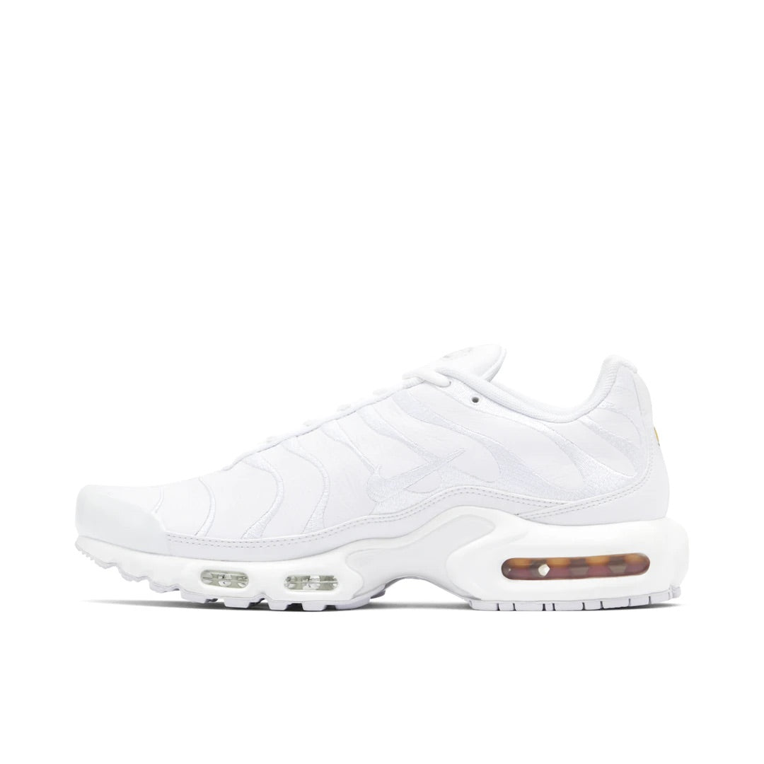 NIKE TN AIR MAX PLUS TRIPLE WHITE