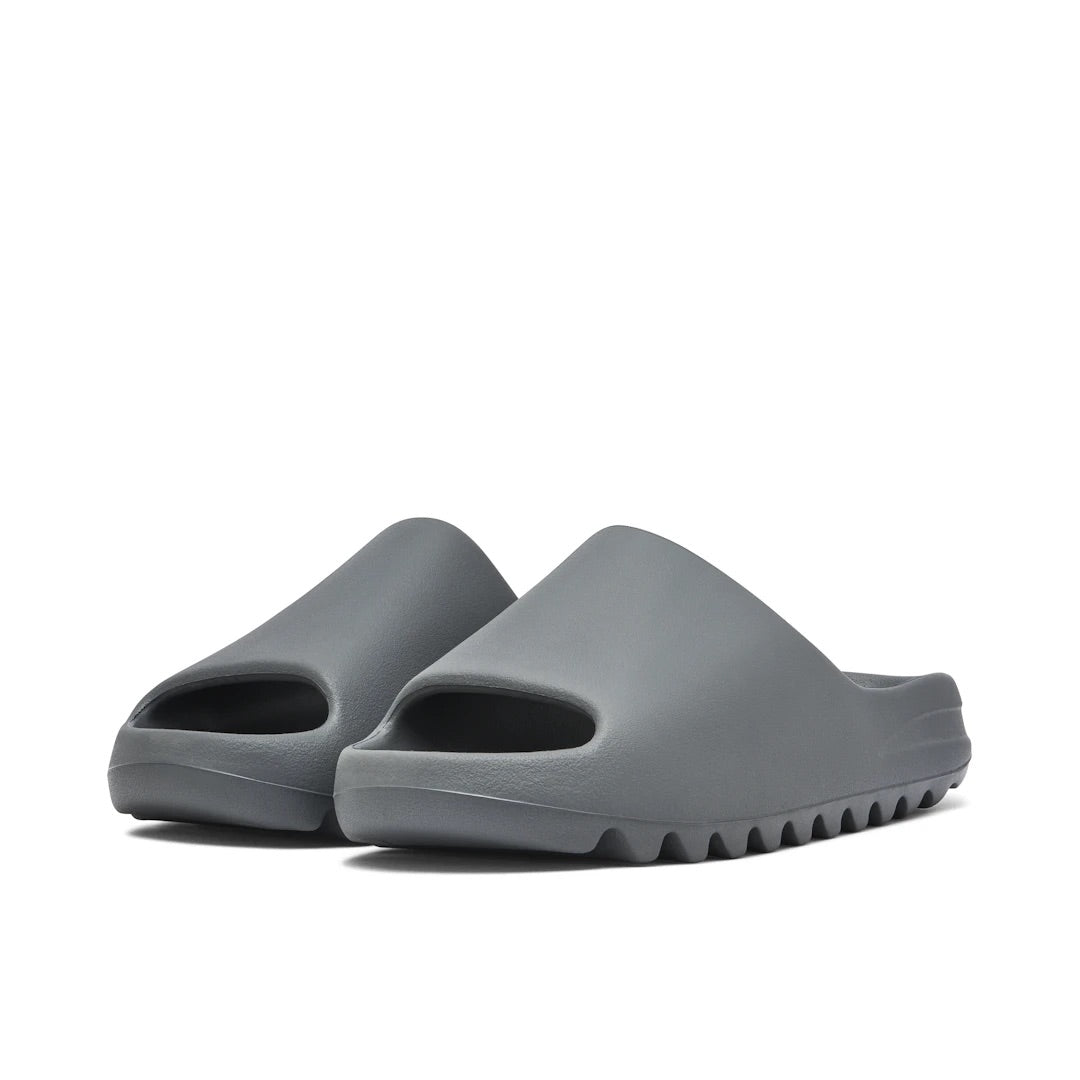 YEEZY SLIDES SLATE GREY