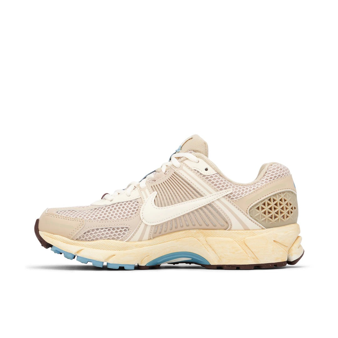 NIKE ZOOM VOMERO 5 OATMEAL