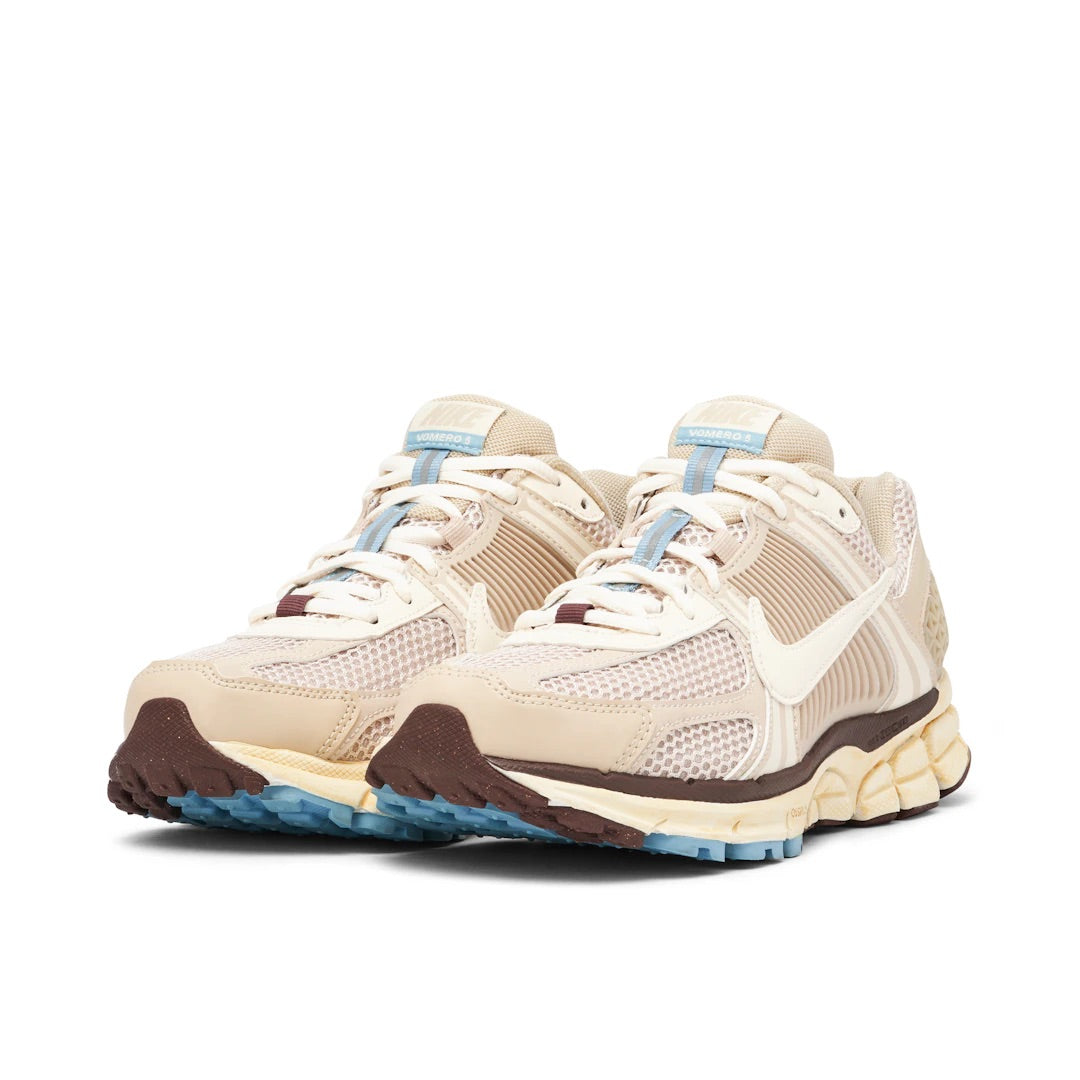 NIKE ZOOM VOMERO 5 OATMEAL