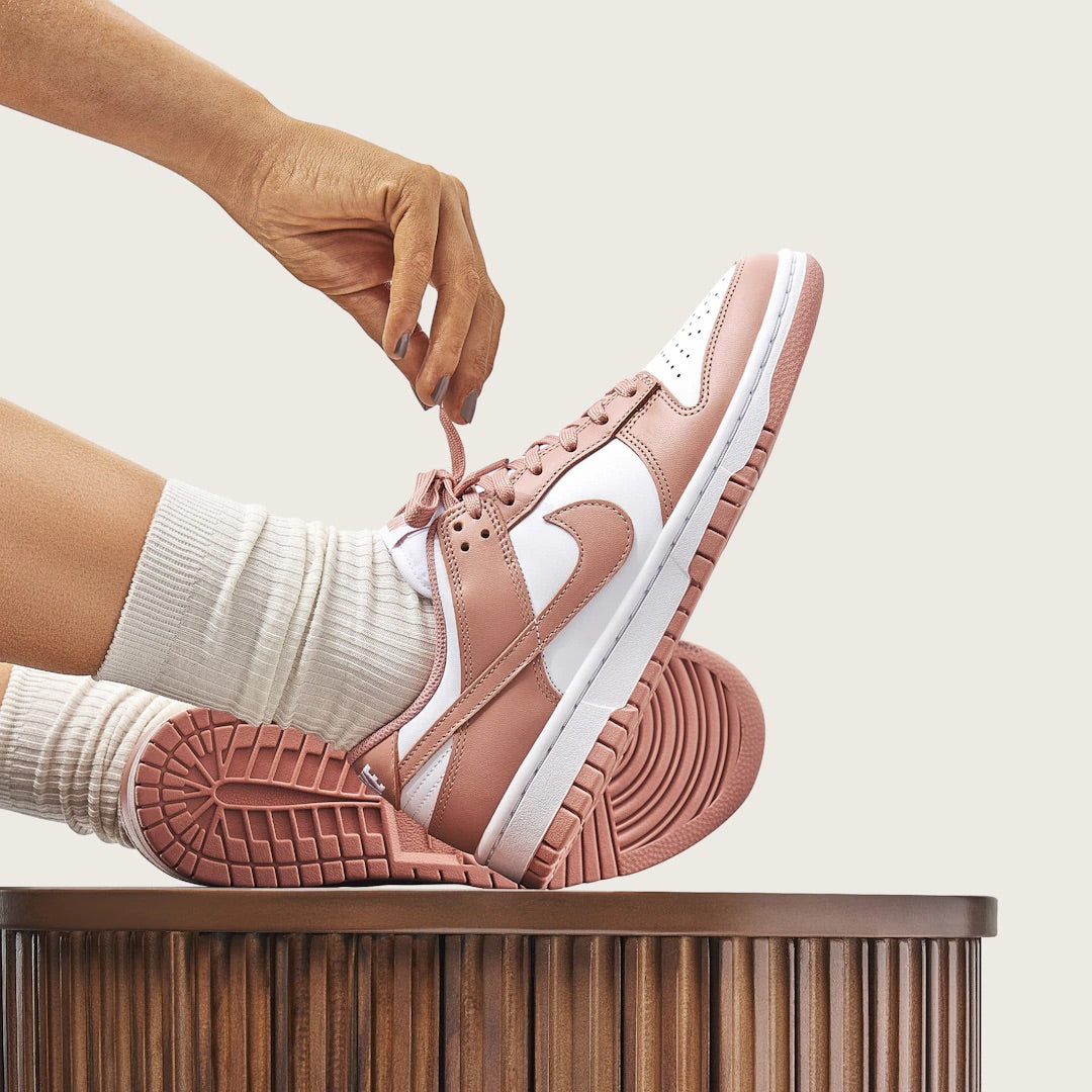 NIKE DUNK LOW ROSE WHISPER