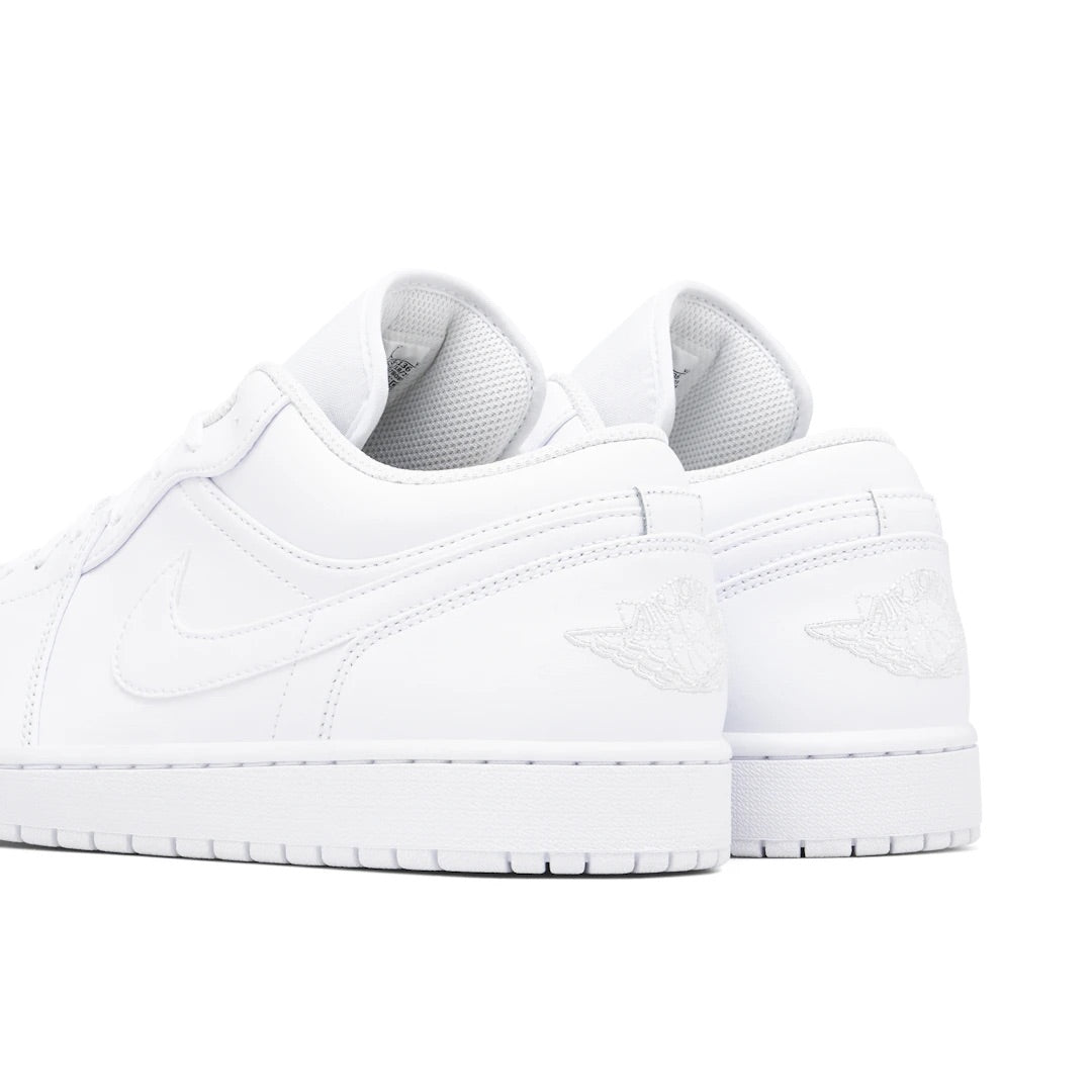 AIR JORDAN 1 LOW TRIPLE WHITE (2022)